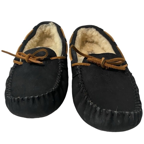 UGG - SIZE 7 - DARK NAVY BLUE - HOUSE SHOES / SLIPPERS / COMFY SHOES - S4 - Picture 2 of 8